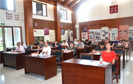 創(chuàng)新培訓(xùn)形式，學(xué)習(xí)三個(gè)精神，提升基層戰(zhàn)斗力