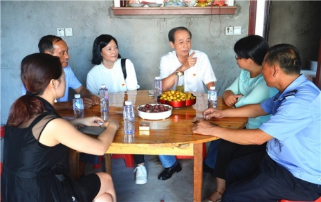 點(diǎn)亮希望之燈！--幫困助學(xué)持續(xù)報(bào)道